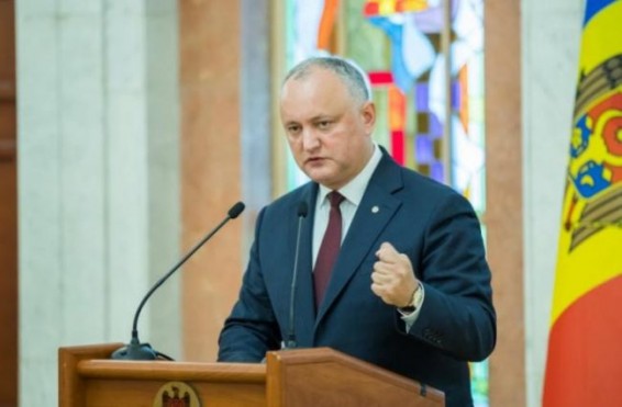 Президент Молдавии — экс-премьеру: Вор должен сидеть в тюрьме!