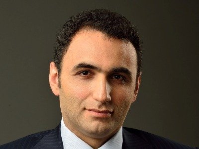 «Կոռուպցիայի» դեմ պայքարի լոզունգներով իշխանության եկած ուժը ՍԴ անդամներին անթաքույց կաշառք է առաջարկում․ Չալաբյան