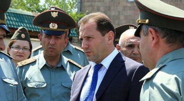 Տոնոյանը արտերկրում գտնվողներին հորդորել է վերադառնալ, կանգնել զինհաշվառման, այլապես չեն խուսափի քրեական հետապնդումից