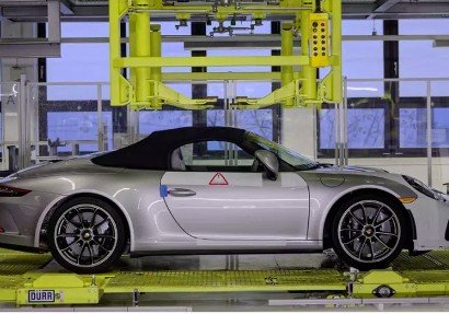 Porsche-ը ներկայացրել է նոր սերնդի 911 սպորտքարը