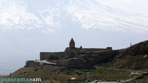 Հայաստանյան եկեղեցին նշում է Որոտման Որդիների` Ս. Հակոբոս առաքյալի և Ս. Հովհաննես ավետարանչի հիշատակության օր