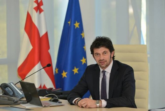 «Եկեք երեխաների հետ միասին, վերցրեք ձեզ հետ թոռներին». Կախա Կալաձե
