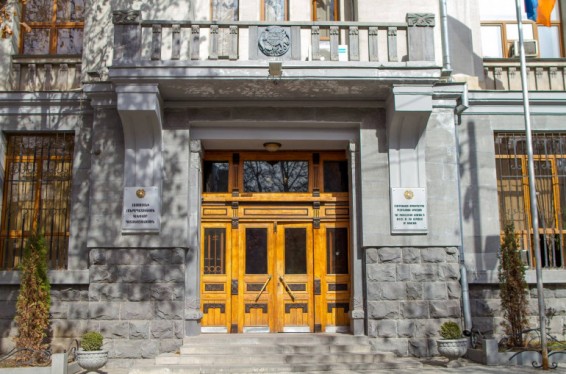 ԱԺ կարիքների համար կեղծ մեդալների ձեռքբերման գործընթացում կատարված չարաշահումների համար երկու անձի մեղադրանքներ են առաջադրվել