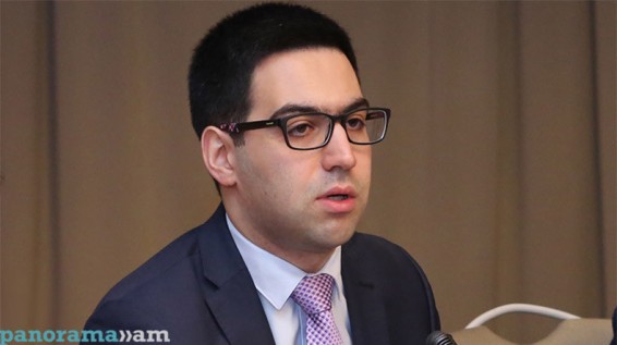 Глава Минюста Армении о Манвеле Григоряне: В подобных случаях содержание под стражей не может преследовать какую-либо цель