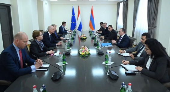 Глава МИД Нидерландов назвал Армению стремительно меняющейся страной