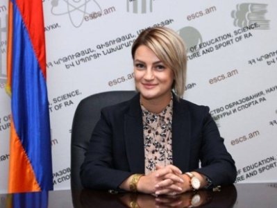 Երեւանում թալանել են ԿԳՄՍ փոխնախարարի բնակարանը. Տարել են ոսկյա զարդեր, բրենդային կանացի ժամացույցներ եւ փող