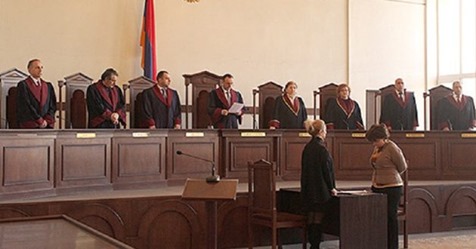 Судья Конституционного суда Армении заявил, что его сына похитили.