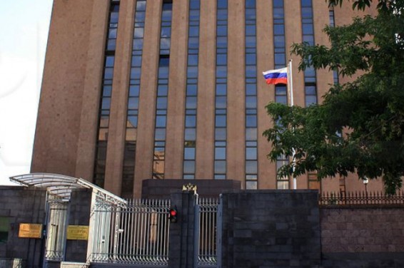 Посольство РФ выразило недоумение в связи с заявлением об угрозе нацбезопасности Армении со стороны российских телеканалов
