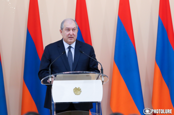 Նախագահը չի ստորագրել «Բանկային գաղտնիքի մասին» օրենքն ու դիմել է Սահմանադրական դատարան