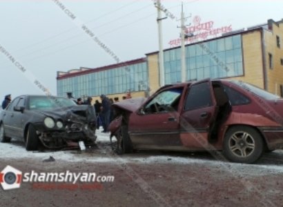 Խոշոր վթար Գեղարքունիքում՝ մերկասառույցի պատճառով. բախվել են Mercedes-ն ու Opel-ը. կա 8 վիրավոր