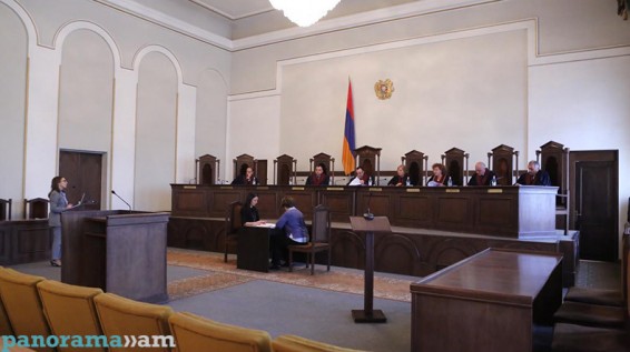 Заседание КС Армении вновь прошло без участия судей Ваге Григоряна и Феликса Тохяна