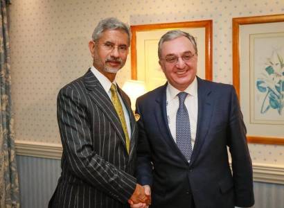 Հայաստանի եւ Հնդկաստանի ԱԳ նախարարներն միջազգային ու տարածաշրջանային օրակարգի հրատապ հարցեր են քննարկել