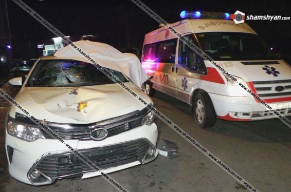 Ողբերգական դեպք Երևանում. Toyota-ի վարորդը վրաերթի է ենթարկել փողոցը չթույլատրելի հատվածով անցնող 2 հետիոտնի. մահացածին հայտնաբերել են ավտոմեքենայի տանիքին. Shamshyan.com