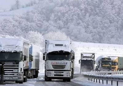 Լարսի ճանապարհը բեռնատարների համար փակ է. ռուսական կողմում կուտակված է 335 բեռնատար