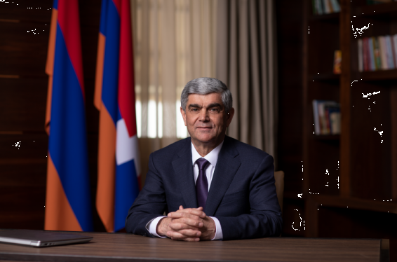 ՀՀ իշխանության նկատմամբ թշնամական քարոզչություն վարող նախագահի որևէ թեկնածու Արցախում չկա, փոխարենը «դաբրոյով» ընտրապայքարի մեջ մտածներ կան. Վիտալի Բալասանյան. Tert.am