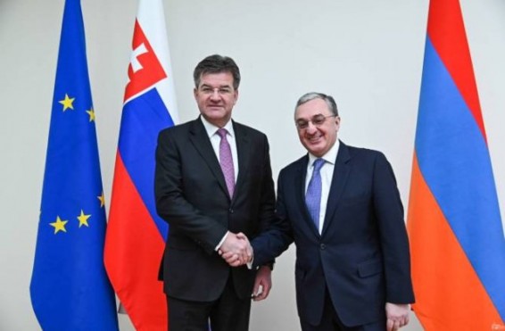 ՀՀ և Սլովակիայի ԱԳ նախարարներն անդրադարձել են երկկողմ հարաբերությունների բազմաշերտ օրակարգին