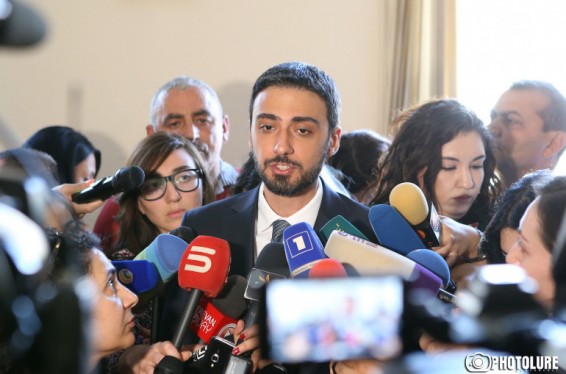 Ռոբերտ Քոչարյանին նախկին վարչապետների անձնական երաշխավորությամբ ազատ արձակելու միջնորդությունը կքննարկվի այս ամիս. Արամ Վարդևանյան