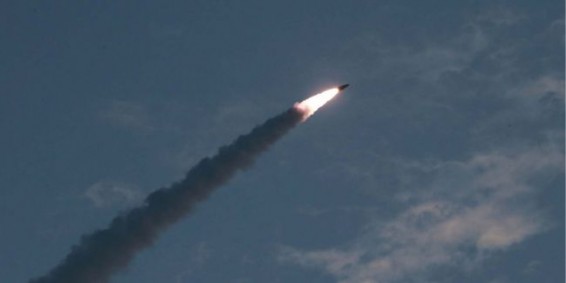 Северная Корея запустила баллистические ракеты в сторону Японии