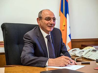 Բակո Սահակյանը 7 նոր օրենք է ստորագրել