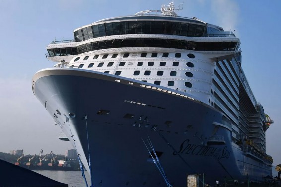 Royal Caribbean ընկերությունը դադարեցնում է նավարկությունները ամբողջ աշխարհում