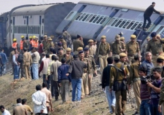 Հնդկաստանում ուղեւորատար գնացքի 12 վագոններ դուրս են եկել ռելսերից