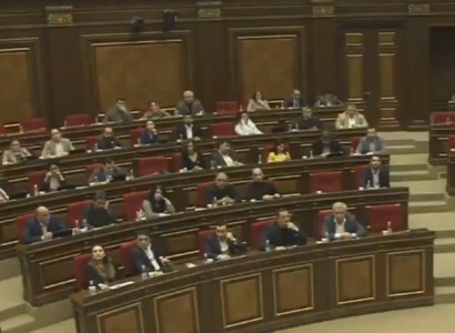 ԱԺ–ն առաջին ընթերցմամբ ընդունեց արտակարգ դրությունը խախտողների համար պատիժ սահմանող փոփոխությունները