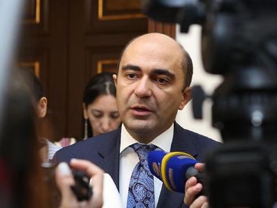 Ահազանգեր եմ ստացել, որ ՊԵԿ-ը արգելանքներ է դնում քաղաքացիների հաշիվների վրա. դա նորմա՞լ է այս պայմաններում. Մարուքյան