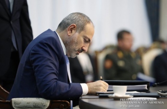 Նիկոլ Փաշինյանը ստեղծել է կորոնավիրուսի տարածման կանխարգելմանն ուղղված դրամաշնորհներ հատկացնելու մրցութային հանձնաժողով