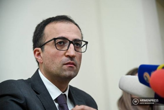 ՁԻԱՀ-ի նախկին աշխատակիցները գերադասեցին դառնալ հեռուստաաստղեր , քան միանալ Նորքում շաբաթներով ճգնող կոլեգաներին