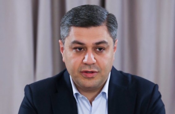 Արթուր Վանեցյանը շնորհավորել է Արայիկ Հարությունյանին