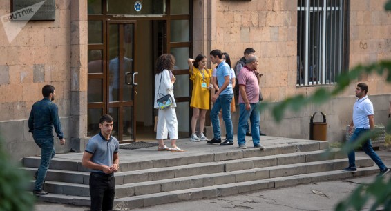 Никол Пашинян рассказал, по какой схеме студентам будут помогать с оплатой за обучение