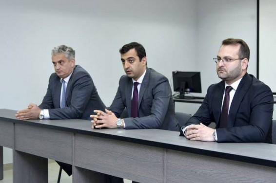ՀՀ ԲՏԱ փոխնախարարը «Հայփոստ»-ի անձնակազմին է ներկայացրել տնօրենի ժամանակավոր պաշտոնակատարին