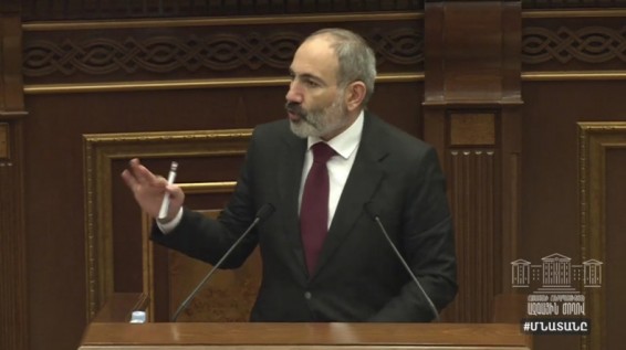 Իմ որոշմամբ են բարձրացել պետական ծառայողների և պաշտոնյաների աշխատավարձերը. Փաշինյան