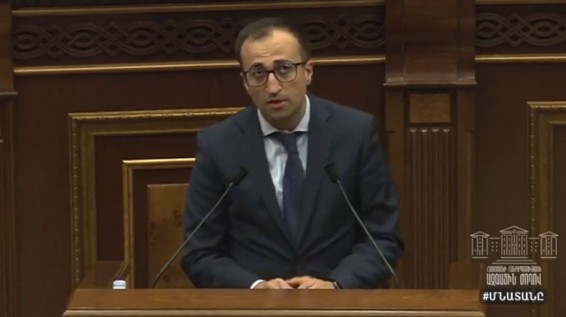Глава Минздрава Армении: Есть инфицированные коронавирусом пациенты, находящиеся в больницах больше 40 дней