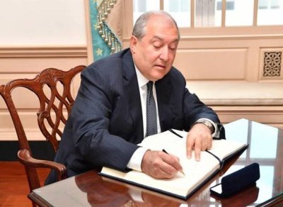 ՀՀ նախագահը ստորագրել է «Ապօրինի գույքի բռնագանձման մասին» օրենքը և 14 հարակից օրենքները