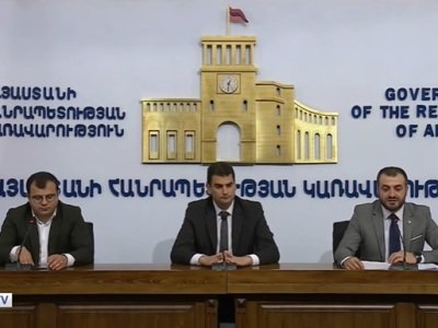 Դիմակների ու ձեռնոցների համար փակ աղբամաններ չեն տեղադրվել. Երեւանի փոխքաղաքապետ