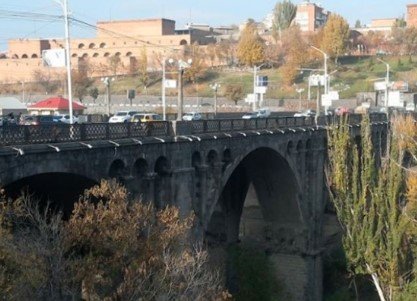 Կանխվել է քաղաքացու ինքնասպանության փորձը Հաղթանակի կամրջից