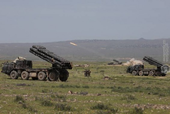 В ходе широкомасштабных военных учений были задействованы РСЗО “Смерч”