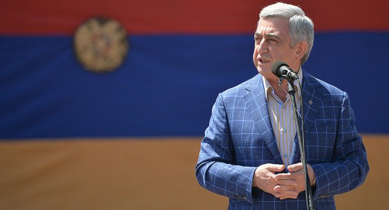 История учит полагаться только на себя