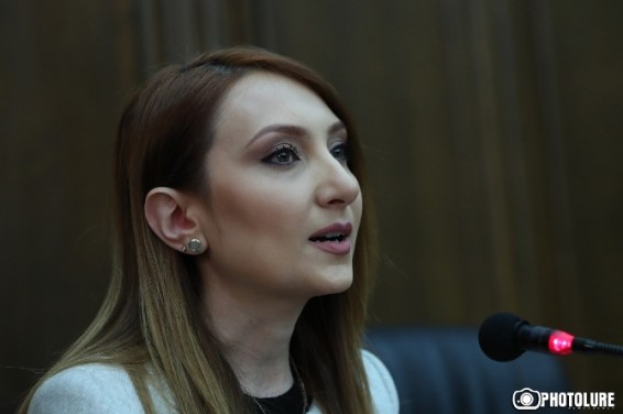 Макунц рассказала о работе парламента после информации о заражении Пашиняна коронавирусом