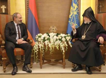 Ն.Ս.Օ.Տ.Տ. Արամ Ա Կաթողիկոսն ու վարչապետ Նիկոլ Փաշինյանը հեռախոսազրույց են ունեցել