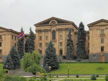 2019 թվականին ՀՀ խորհրդարանի աշխատակազմը կրճատել է ավտոմեքենաների քանակը