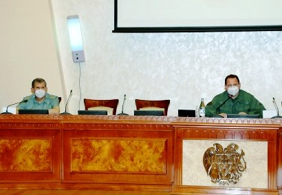 «Վաստակաշատ գեներալ է». Դավիթ Տոնոյանը ներկայացրել է ԶՈՒ Գլխավոր շտաբի նորանշանակ պետին