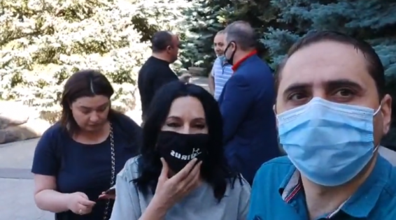 Մենք նաև գիշերն ենք մնալու այստեղ, չենք լքելու մեր դիրքերը. Զոհրաբյան