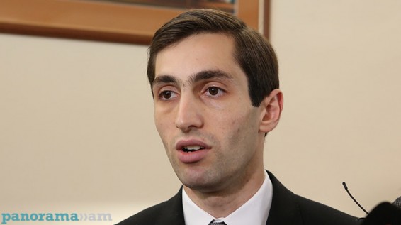 Այսօր ուշ երեկոյան «Լուսավոր Հայաստանը» հրավիրել է հրատապ նիստ. Դավիթ Խաժակյան