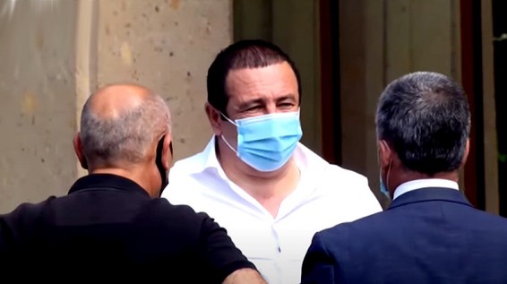 Гагик Царукян вышел из здания суда