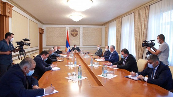 Յուրաքանչյուր ընտանիքի՝ առանձին բնակարան. Արցախի նախագահի հանձնարարականը
