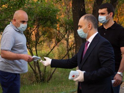 Տեղական արտադրության դիմակների մեծածախ գինը 60 դրամ է, մանրածախը՝ 70-110 դրամ. ՏՄՊՊՀ նախագահ