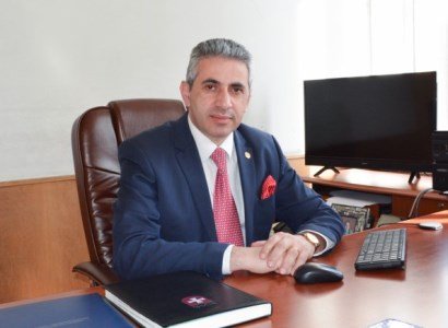 Ոստիկանները ցանկացել են բերման ենթարկել Սահմանադրական դատարանի աշխատակազմի ղեկավարին. Tert.am
