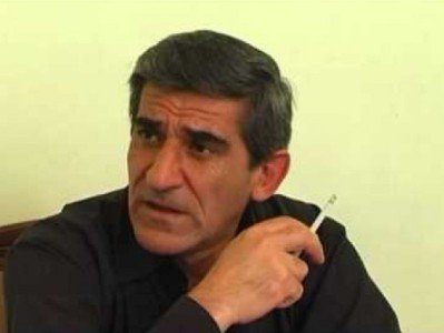 Դերասան Գեւորգ Դոդոզյանը՝ Գևոն, վերջին տարիներին խաղում էր Սունդուկյանի անվան ազգային ակադեմիական թատրոնում